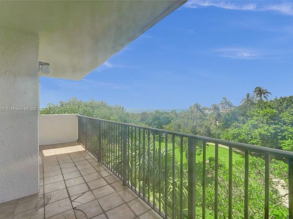 1201 S Ocean Dr 402S, Hollywood FL 33019