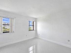 1201 S Ocean Dr 402S, Hollywood FL 33019