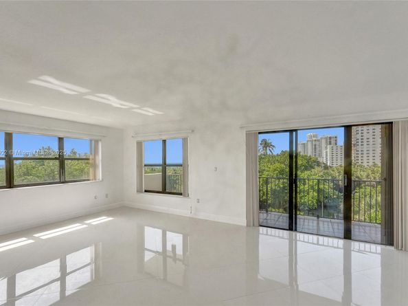 1201 S Ocean Dr 402S, Hollywood FL 33019