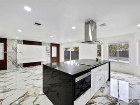 14672 Vista Luna Dr, Davie FL 33325