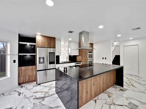 14672 Vista Luna Dr, Davie FL 33325