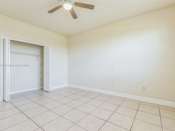 15802 SW 63rd Ter, Miami FL 33193