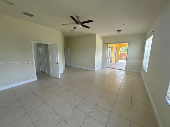 15802 SW 63rd Ter, Miami FL 33193