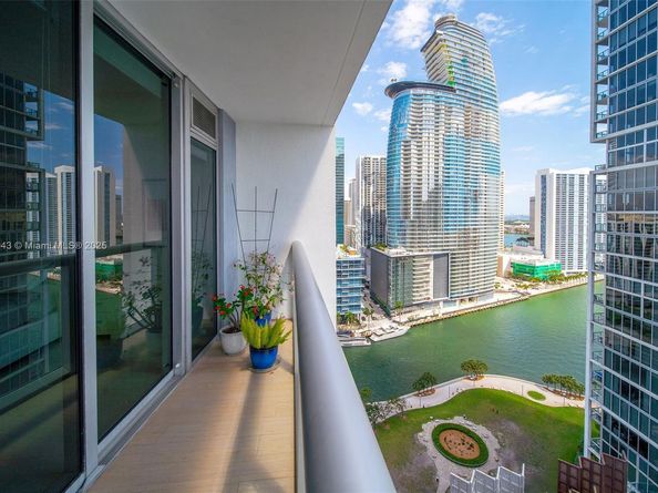485 Brickell Ave 2611, Miami FL 33131