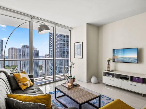 485 Brickell Ave 2611, Miami FL 33131