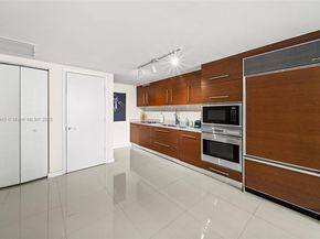485 Brickell Ave 2611, Miami FL 33131