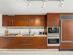 485 Brickell Ave 2611, Miami FL 33131