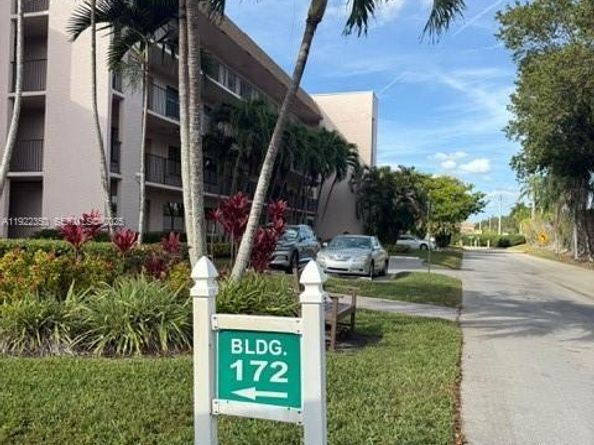 2981 N Nob Hill Rd 306, Sunrise FL 33322