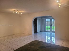29 Seville Cir 449, Davie FL 33324