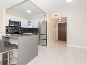 300 NW 42nd Ave 411, Miami FL 33126