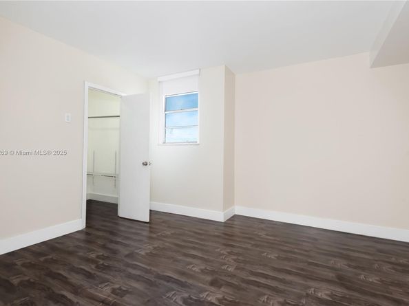 300 NW 42nd Ave 411, Miami FL 33126