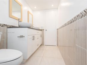 300 NW 42nd Ave 411, Miami FL 33126