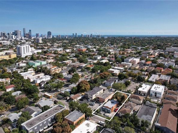 1436 SW 3rd St, Miami FL 33135
