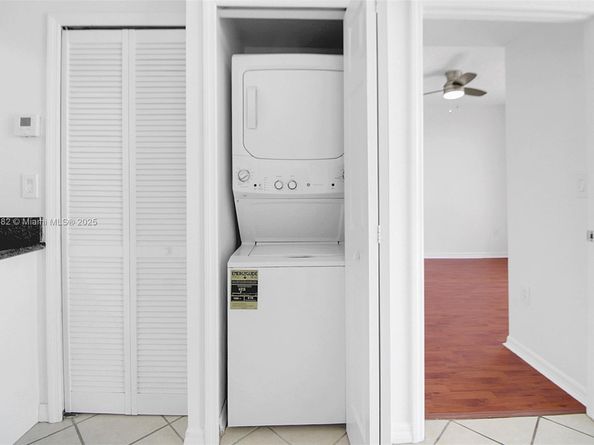 3500 Coral Way PH07, Miami FL 33145