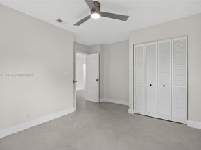 3697 Cocoplum Cir 3537, Coconut Creek FL 33063