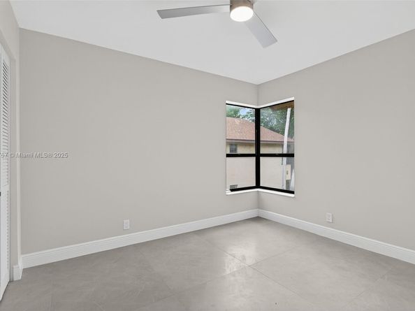 3697 Cocoplum Cir 3537, Coconut Creek FL 33063