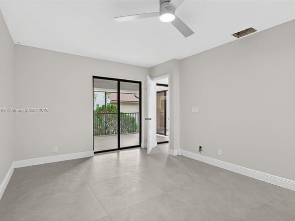 3697 Cocoplum Cir 3537, Coconut Creek FL 33063