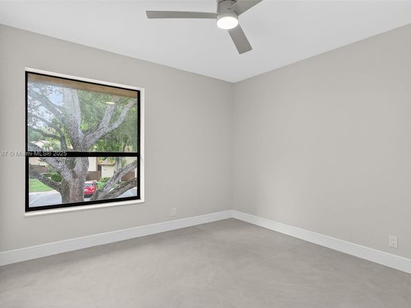 3697 Cocoplum Cir 3537, Coconut Creek FL 33063