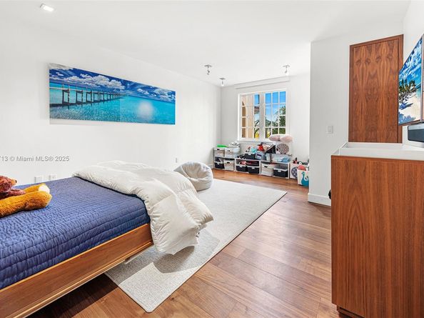 7966 Fisher Island Dr 7966, Miami Beach FL 33109