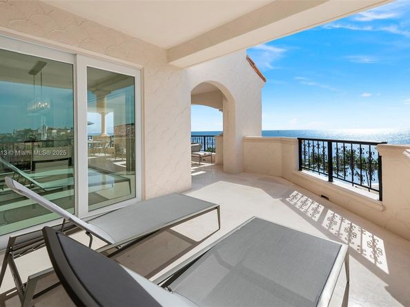 7966 Fisher Island Dr 7966, Miami Beach FL 33109