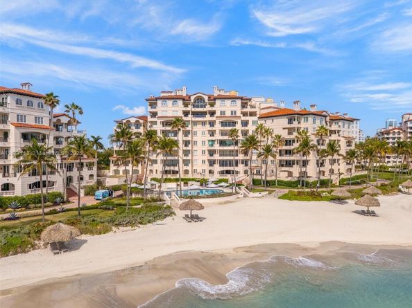 7966 Fisher Island Dr 7966, Miami Beach FL 33109