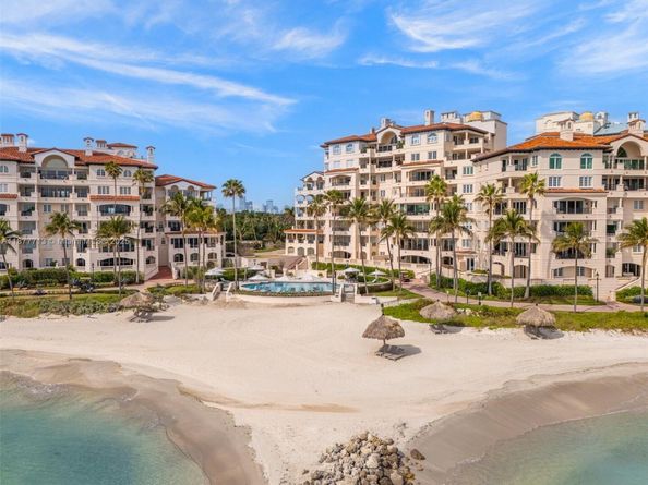 7966 Fisher Island Dr 7966, Miami Beach FL 33109