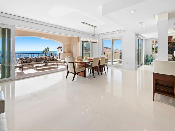 7966 Fisher Island Dr 7966, Miami Beach FL 33109