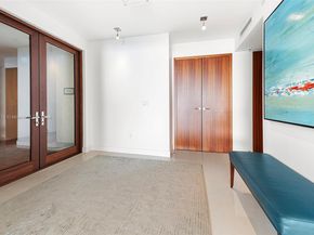 7966 Fisher Island Dr 7966, Miami Beach FL 33109