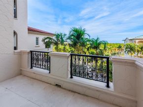 7966 Fisher Island Dr 7966, Miami Beach FL 33109
