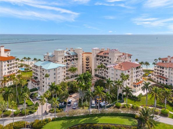7966 Fisher Island Dr 7966, Miami Beach FL 33109