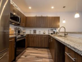 2061 Washington Ave 4, Opa-Locka FL 33054