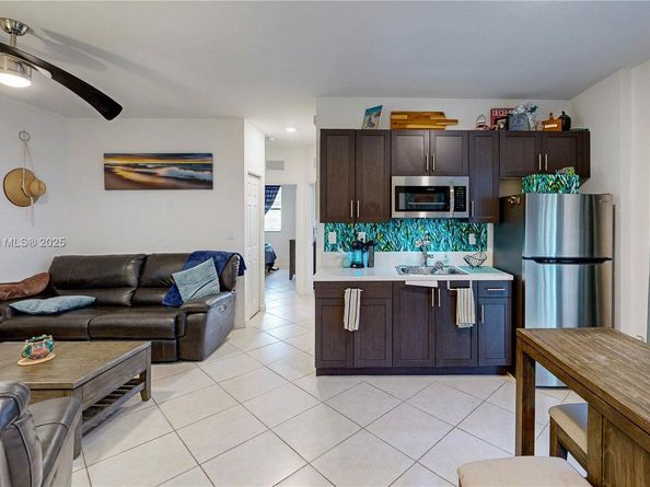 22986 SW 128th Pl, Miami FL 33170