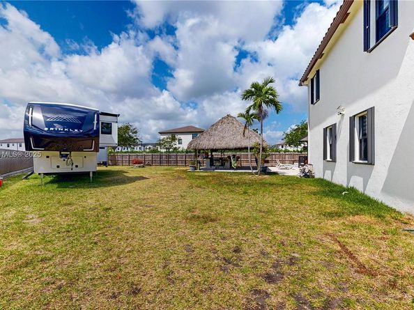 22986 SW 128th Pl, Miami FL 33170