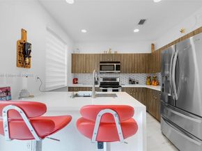 1525 SE 20th Pl, Homestead FL 33035