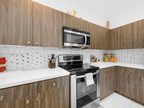 1525 SE 20th Pl, Homestead FL 33035