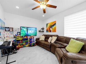 1525 SE 20th Pl, Homestead FL 33035