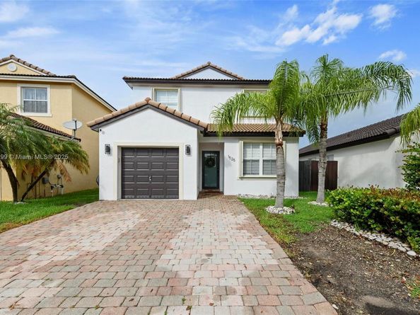 1525 SE 20th Pl, Homestead FL 33035