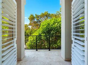 7490 SW 56th Ct, Miami FL 33143