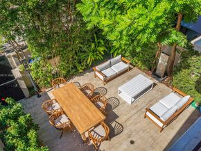 7490 SW 56th Ct, Miami FL 33143