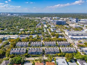 7490 SW 56th Ct, Miami FL 33143