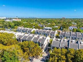 7490 SW 56th Ct, Miami FL 33143