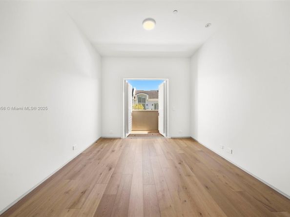 7490 SW 56th Ct, Miami FL 33143