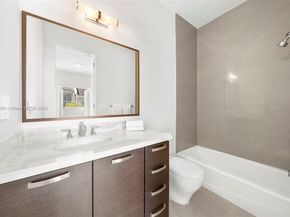 7490 SW 56th Ct, Miami FL 33143