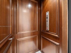 7490 SW 56th Ct, Miami FL 33143