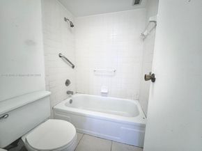600 Three Islands Blvd 620, Hallandale Beach FL 33009