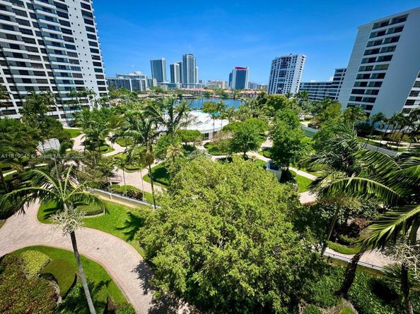 600 Three Islands Blvd 620, Hallandale Beach FL 33009