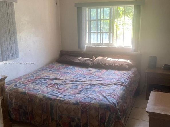 501 NW 43rd St, Miami FL 33127