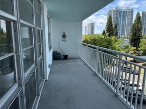 301 174th St 401, Sunny Isles Beach FL 33160