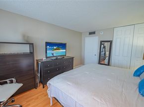 301 174th St 401, Sunny Isles Beach FL 33160