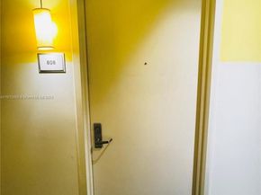 475 Brickell Ave 808, Miami FL 33131